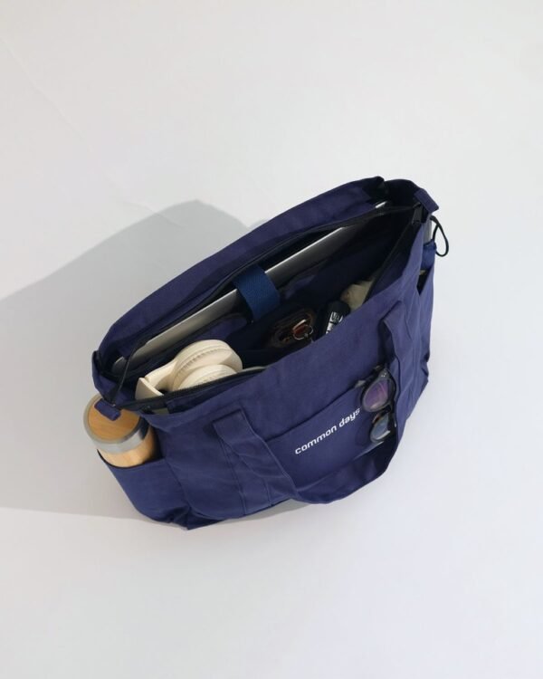 Carry All V1 Totebag Navy - Image 4