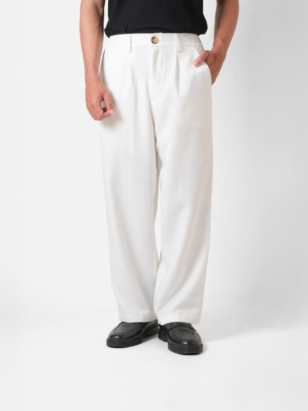Common Days | Relaxed Wide Trouser Pants White