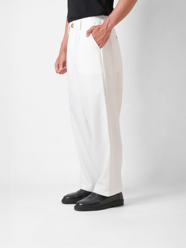 Common Days | Relaxed Wide Trouser Pants White - Image 3