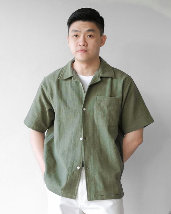 Common Days | Relaxed Linen Shirt Army - Image 3