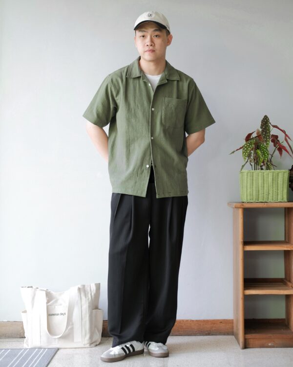 Common Days | Relaxed Linen Shirt Army - Image 2
