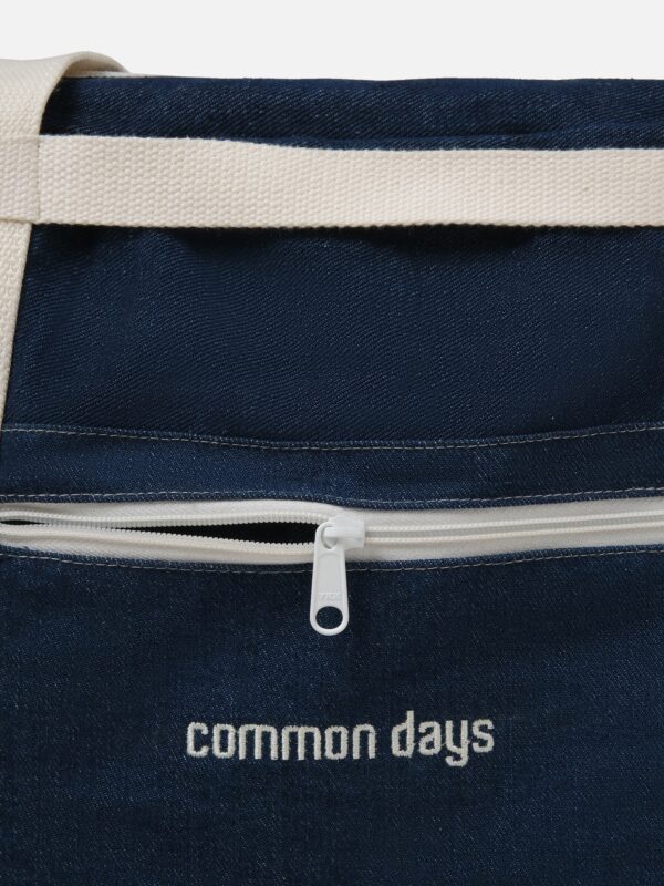 Travel Totebag Blue Denim Common Days - Image 4