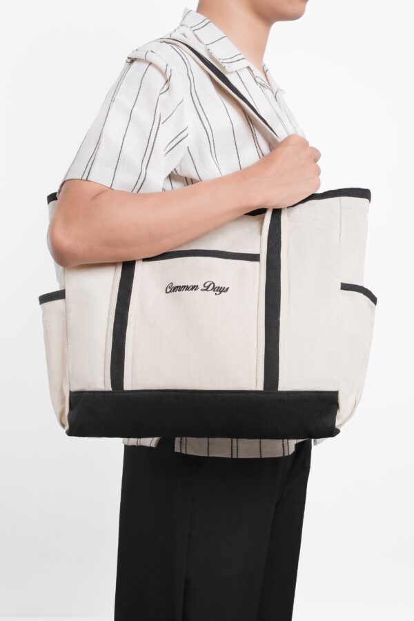Carry All V1 Vintage Totebag Black Common Days - Image 2