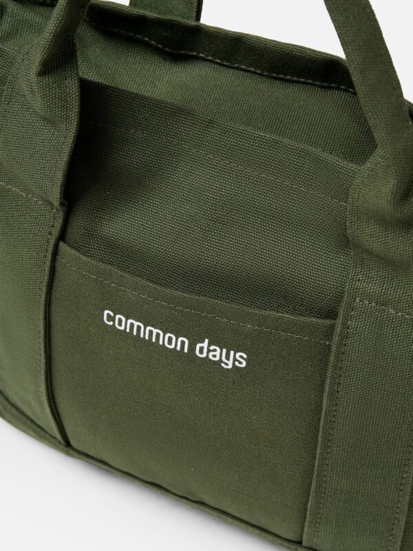 Common Days | Voya Army Slingbag - Image 3