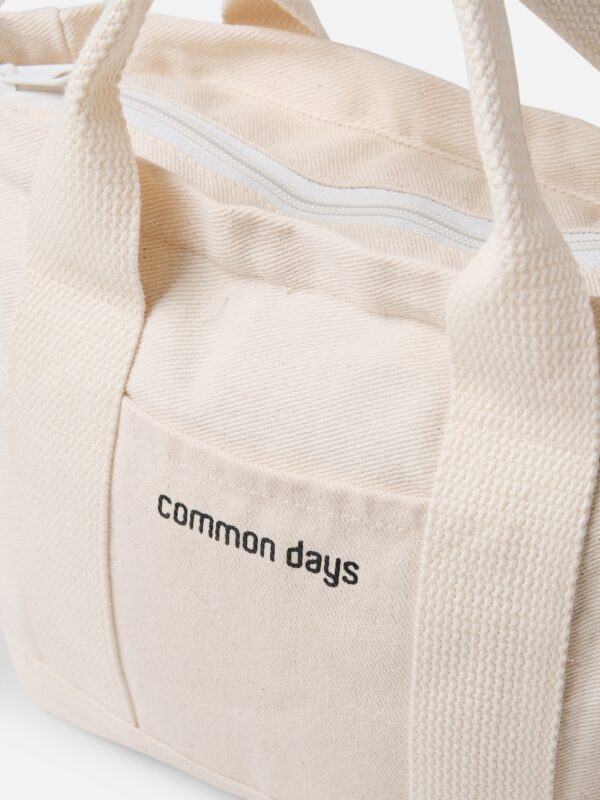 Common Days | Voya Broken White Slingbag - Image 3
