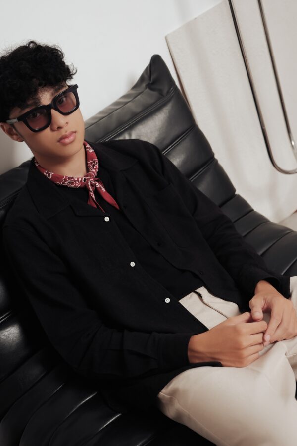Common Days | Relaxed Long Sleeve Linen Shirt Black - Image 2