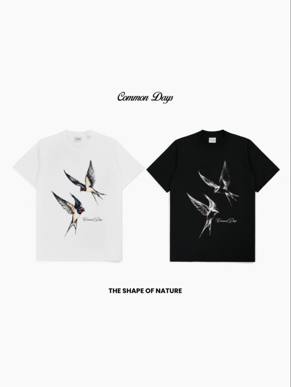 Common Days | Tshirt kaos Swallow Bird White Black