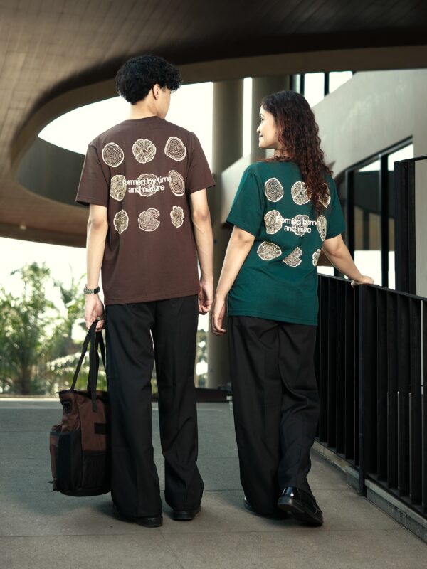 Common Days | Tshirt kaos Formed by time and nature Green Dark Brown